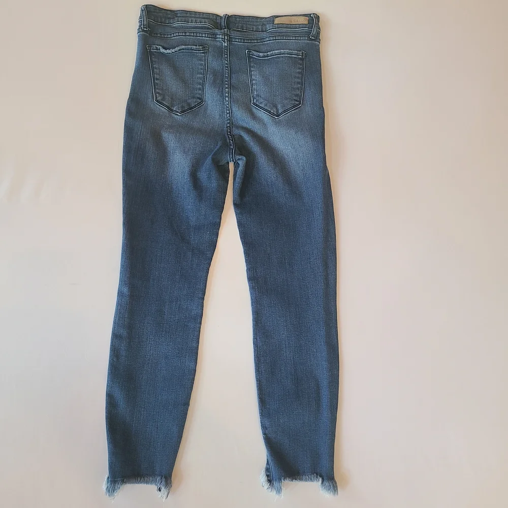 Cello Juniors Ankle Jeans in Blue with Frayed Hem Size 13